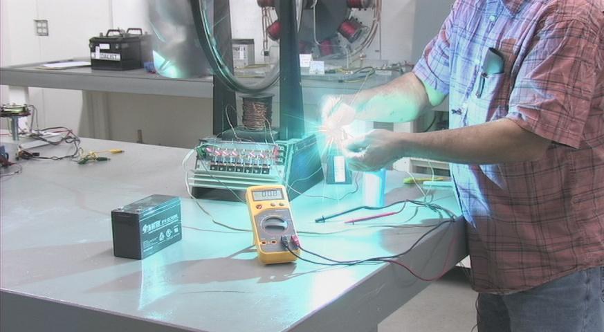 Electrical Testing Experiment in Laboratory